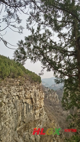 徒步藏龍澗 徒步藏龍澗