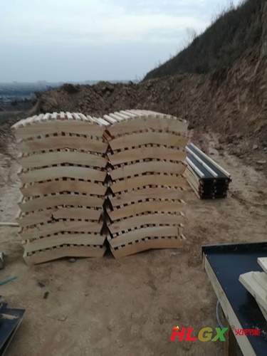 澆注料施工現場(chǎng) 澆注料施工現場(chǎng)